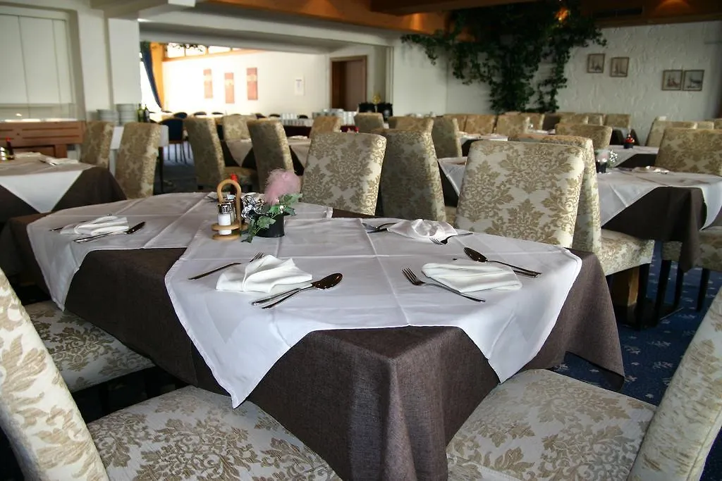 Hotel Edelweiss Goetzens